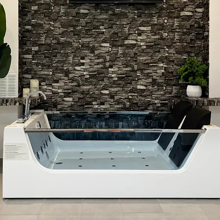 Jacuzzi Near Center Of Apartment *
